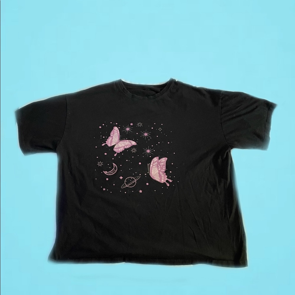 Oversized space/butterfly graphic tee